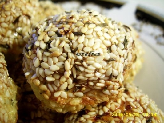 Chiftelute aromate la cuptor