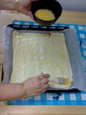 Placinta cu prune si visine.