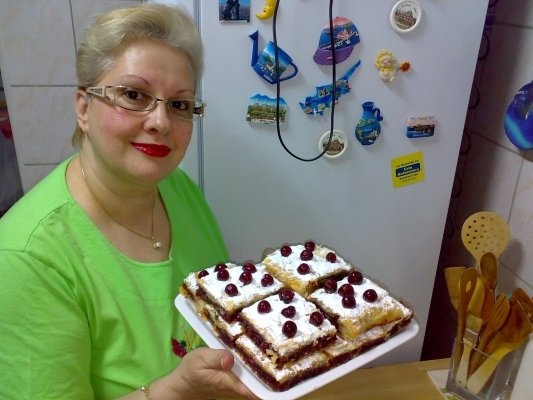 Placinta cu prune si visine.