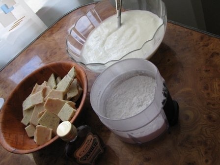 Inghetata de iaurt cu ciocolata alba