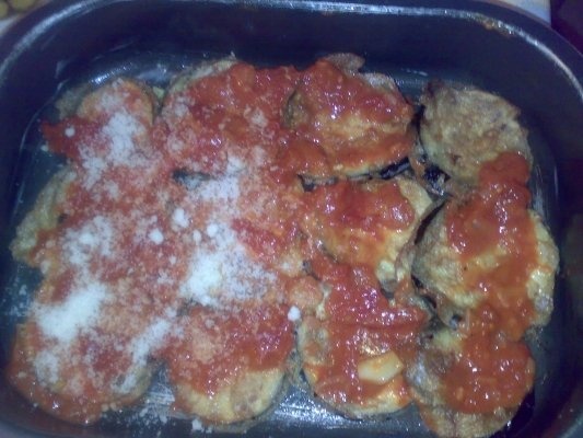 Tarta vegetala cu dovlecei si vinete