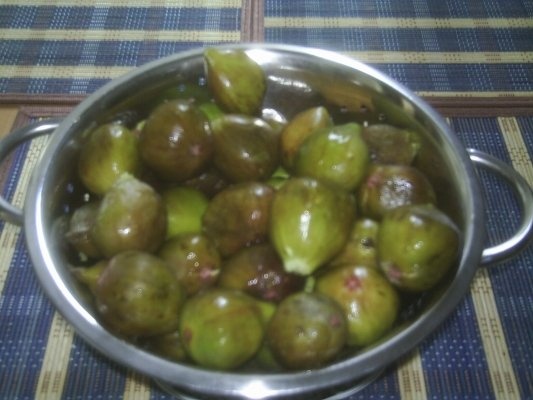 DULCEATA DE SMOCHINE VERZI SI ROSII