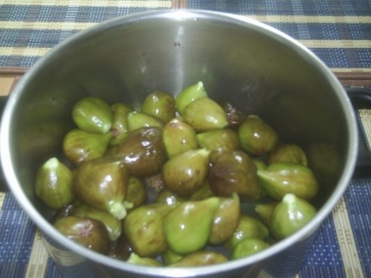 DULCEATA DE SMOCHINE VERZI SI ROSII