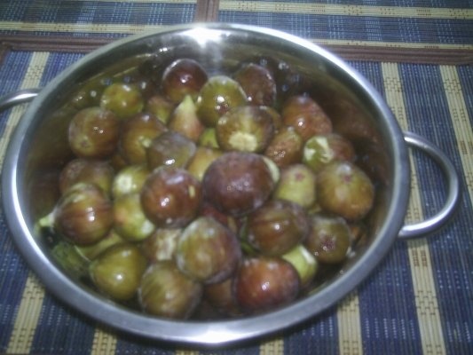 DULCEATA DE SMOCHINE VERZI SI ROSII