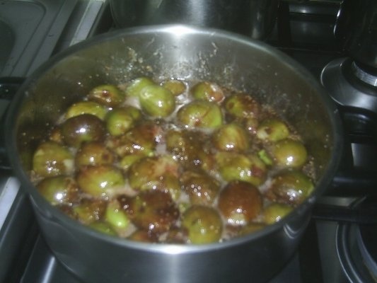 DULCEATA DE SMOCHINE VERZI SI ROSII