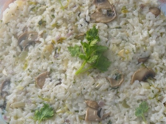 Orez cu legume la cuptor