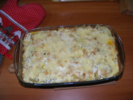 SUFLEU DE PASTE CU PIEPT DE PUI