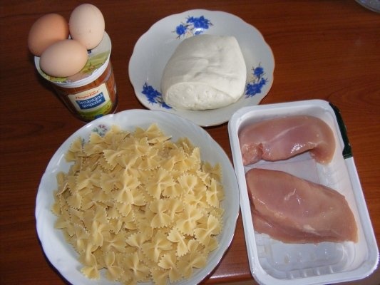 SUFLEU DE PASTE CU PIEPT DE PUI