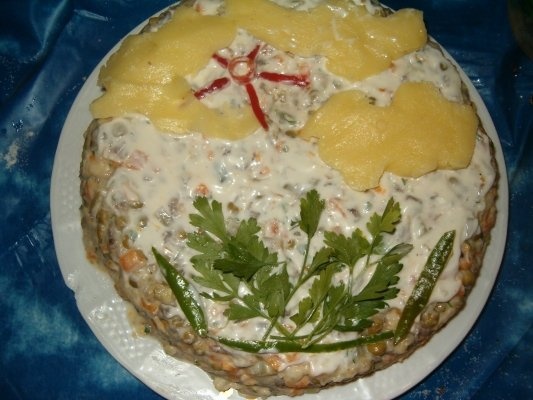 Salata de legume cu carne