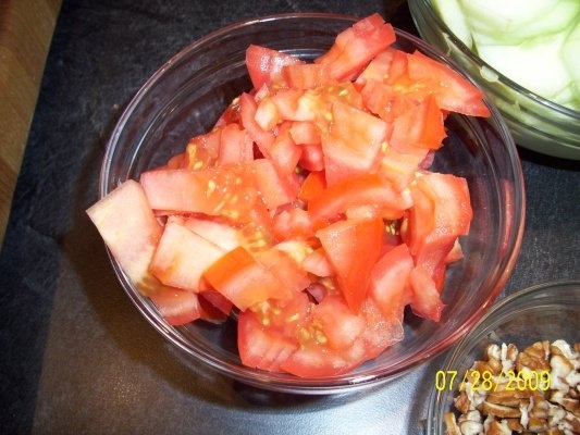 Salata de castraveti cremoasa