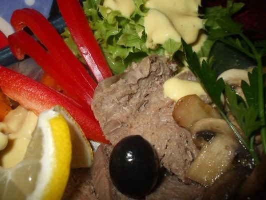 Limba cu sos picant si ciuperci