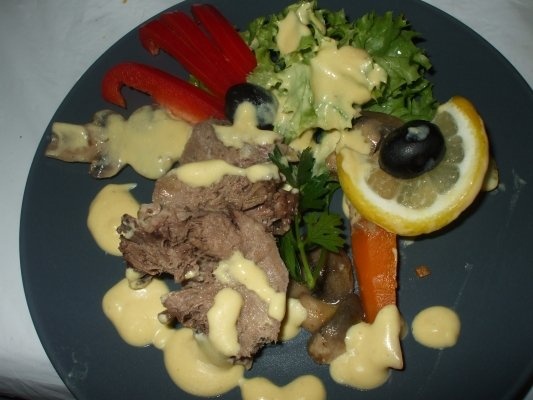 Limba cu sos picant si ciuperci