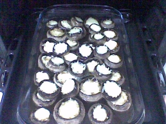 Ciuperci Champinion cu cascaval.