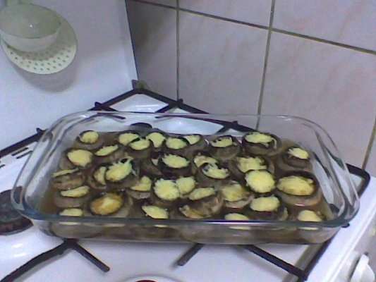 Ciuperci Champinion cu cascaval.