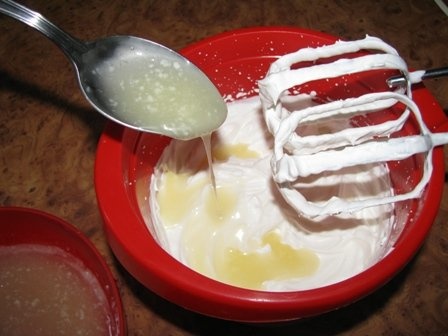 Tort cu cocos si crema de lamaie