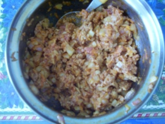 Vinete umpute cu carne la cuptor