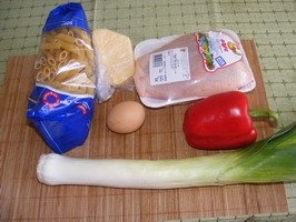 Paste cu piept de pui si praz