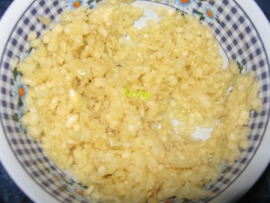 Fasole verde cu usturoi