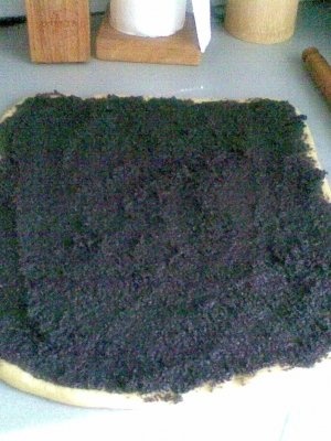 Cozonac impletit cu mac