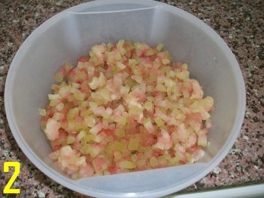 DULCEATA DE COJI DE PEPENE ROSU