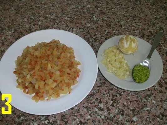 DULCEATA DE COJI DE PEPENE ROSU