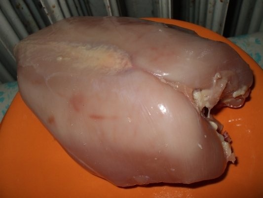 Piept de pui natur cu salata de rosii