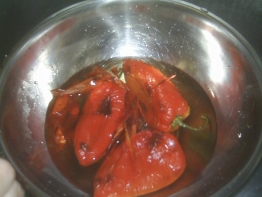 SALATA DE ARDEI GRAS SI ARDEI CAPIA  COPTI