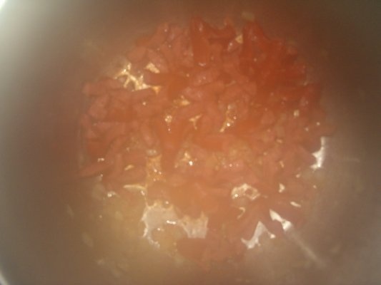 Ciorba de cartofi cu carnati si galuste