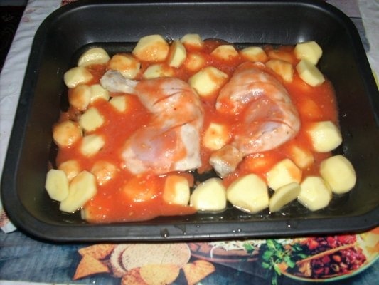 Pulpe de pui la cuptor cu cartofi