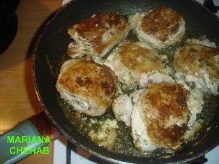 Solduri de gaina cu rozmarin si cu cascaval Filadelfia