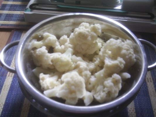 DIN CATEGORIA LEGUME CONGELATE DUPA FIERBERE - CONOPIDA SI BROCCOLI