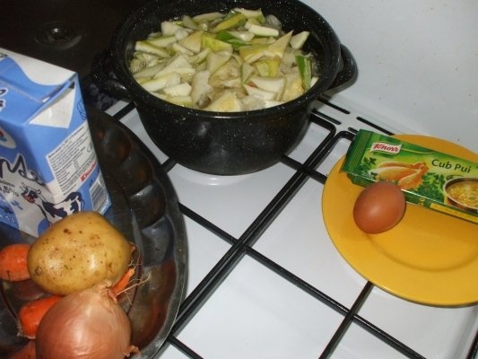 Supa crema de dovlecei