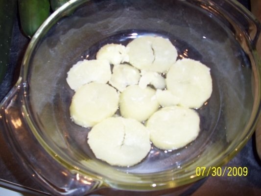 CARTOFI CU BRANZA LA CUPTOR