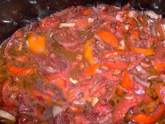 Pasare la cuptor cu rosii