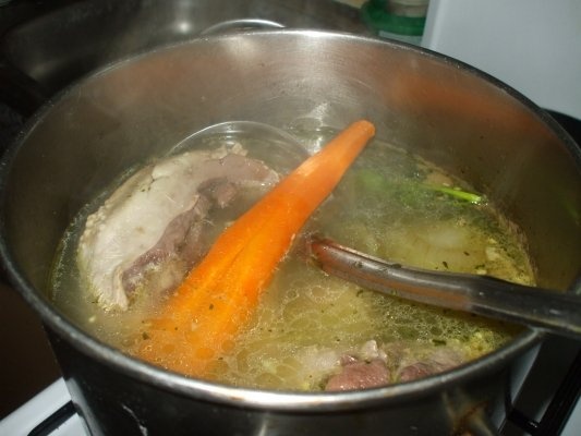 Limba rasol cu sos de rosii