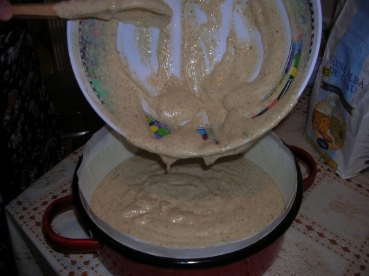 Tort cu crema de cacao