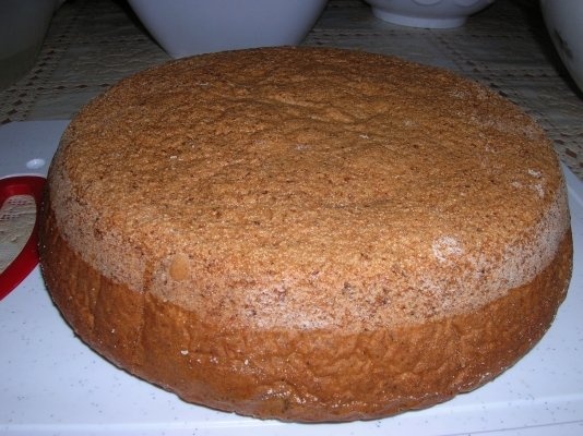 Tort cu crema de cacao