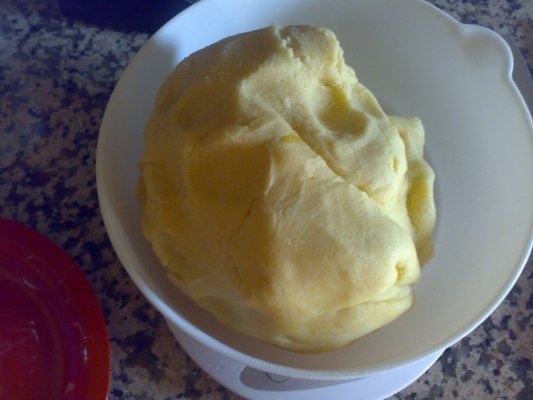 Biscuiti 'alb si negru'