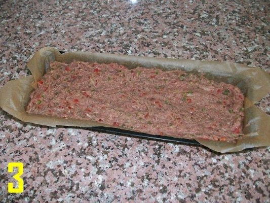 FILE VIENEZ(rulada din chiftea, umpluta cu oua fierte)