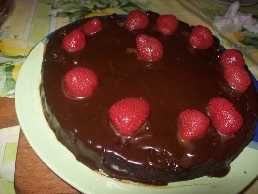 Tort de ciocolata
