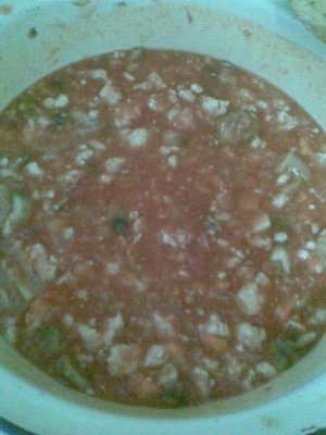 FUSILLI CU SOS DE CARNE CU ROSII