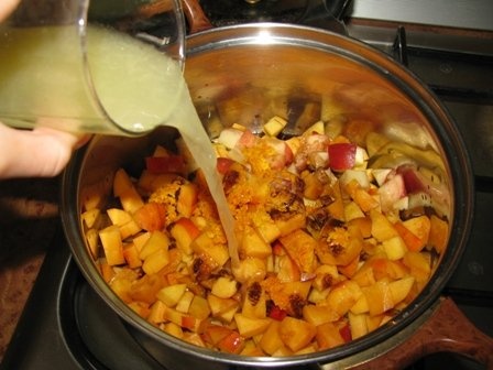 Gem de piersici si nectarine cu cafea