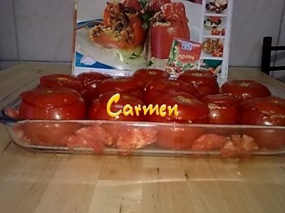 Rosii umplute cu sunca,cascaval si orez