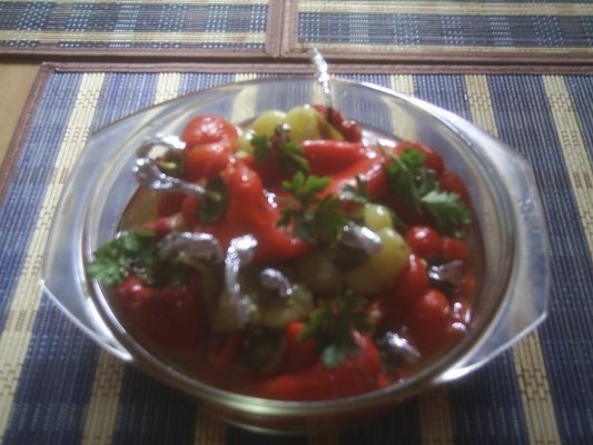 SOS    VINAIGRETTE   SAU    VINEGRETA