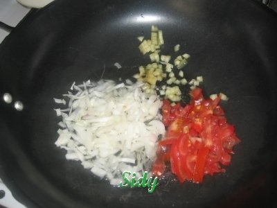 Papricas de pui cu conopida