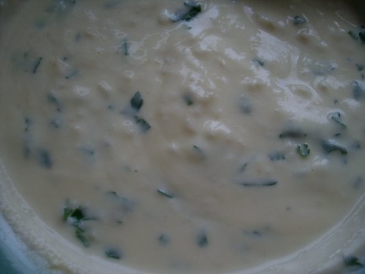 Pangasius cu vinete si sos de iaurt