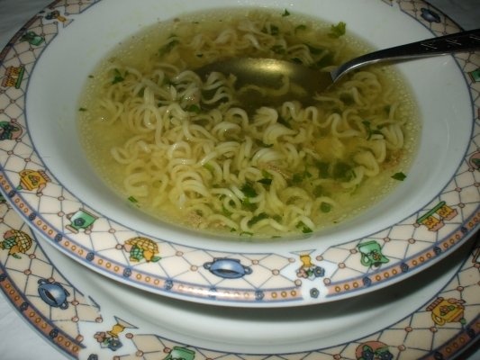 Supa de gaina de casa cu taitei