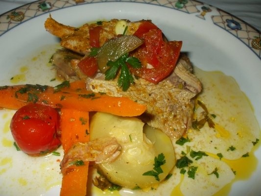 Friptura de curcan cu legume la cuptor