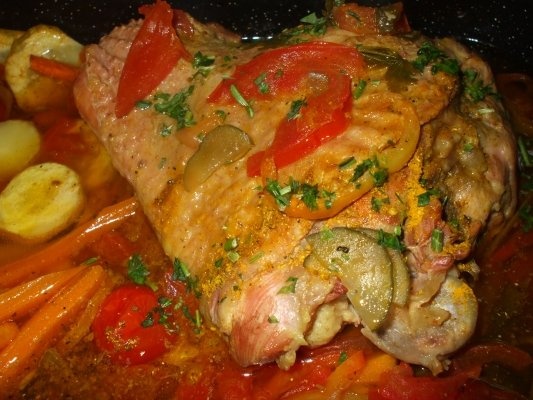 Friptura de curcan cu legume la cuptor