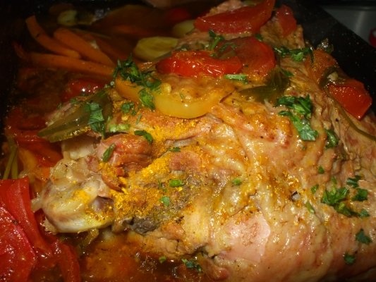 Friptura de curcan cu legume la cuptor